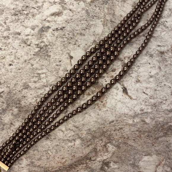 Necklaces - Picture 4 of 7